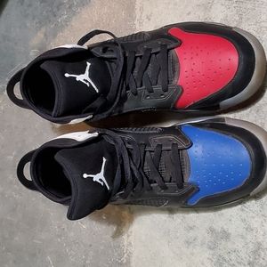 Jordan Mars 270 red and blue